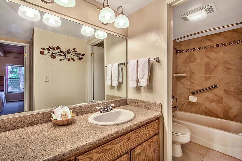 South Lake Tahoe Resort - Steps To Beach & Close To Heavenly Екстер'єр фото